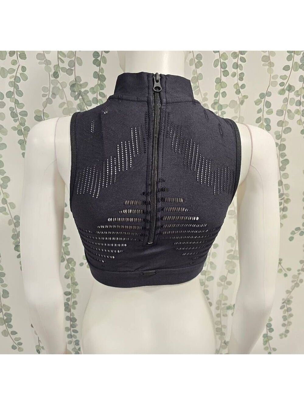 Koral UNAMI MAURI N MOCK NECK CROP TOP Sz S - Picture 6 of 9